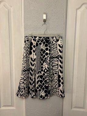 Vintage Y2K 100% Silk Skirt Black and White Graphic Abstract Print Size 6P